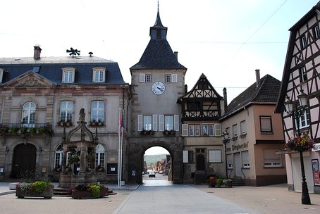 La place principale de Rosheim