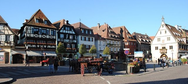 Vue de la place du march  Obernai