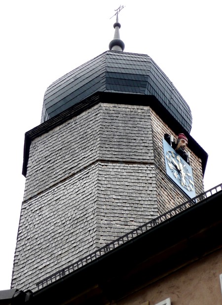 L'htel de ville de Mutzig - la tour des Jacobins - Gites Alsace